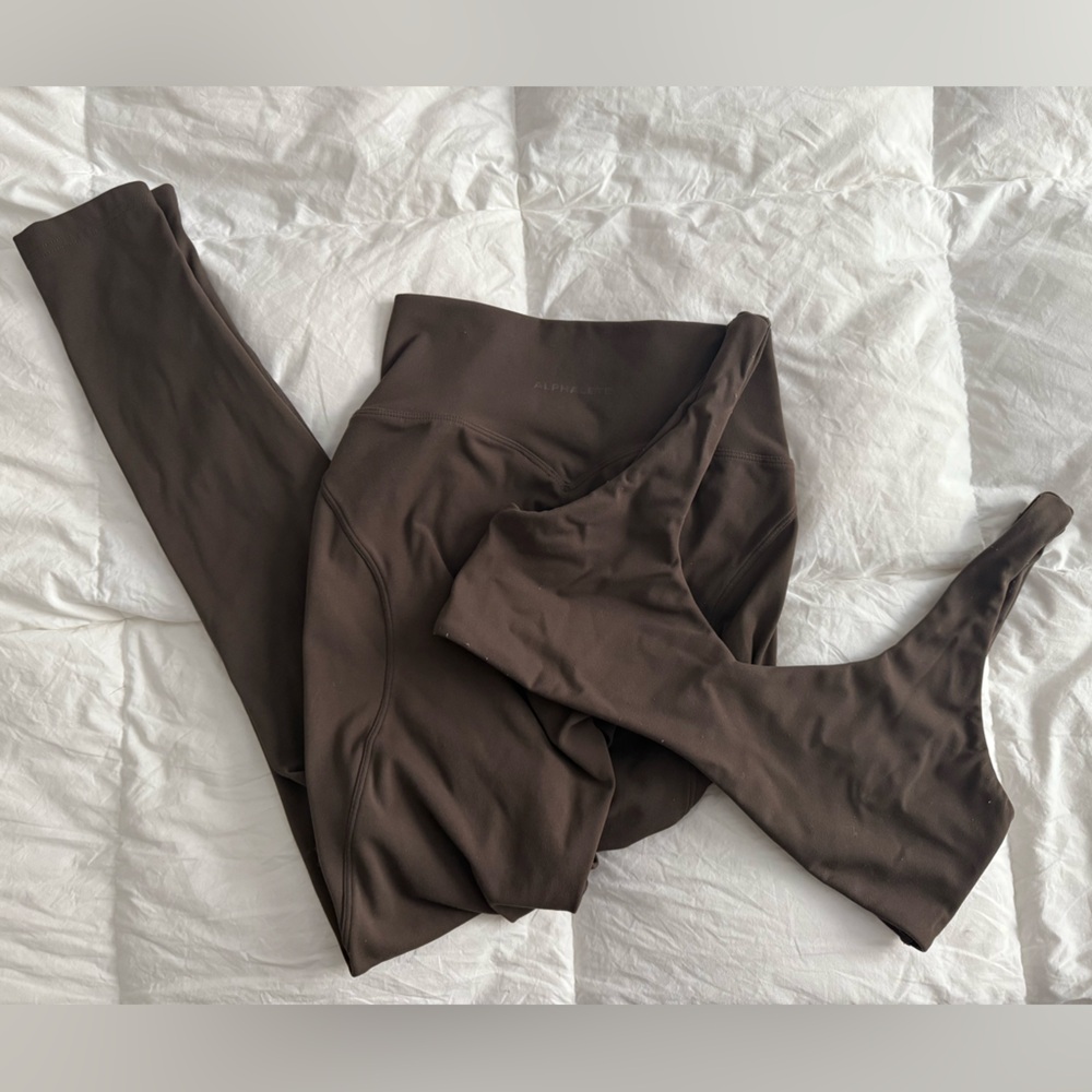 Alphalete Olivia Sculpt Leggings and Bra Set